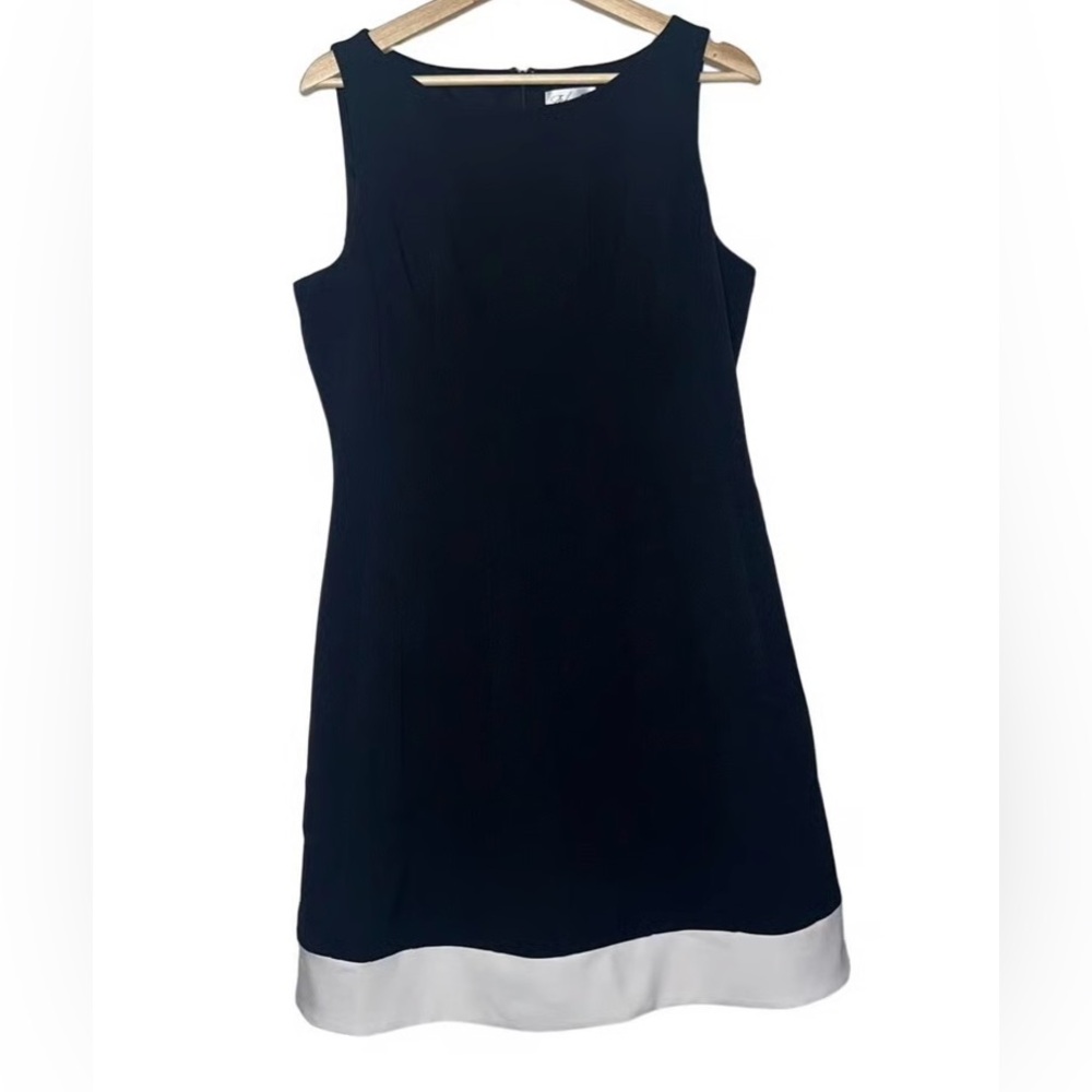 NWT Women’s Eliza J Classic Knee Length Black/White Faux Pleat Formal Dress 10